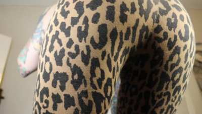 A lil clip from a custom for a ant slave of ours. Enjoy this cheeky moist one.