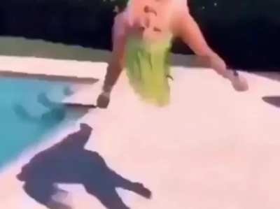 Nicki goes ascension