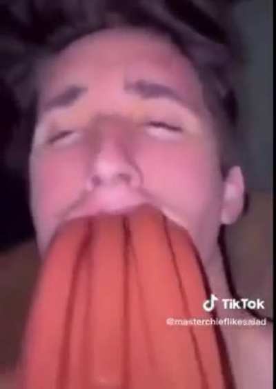 How do I caption this