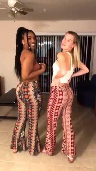 Ebony & Ivory 😍