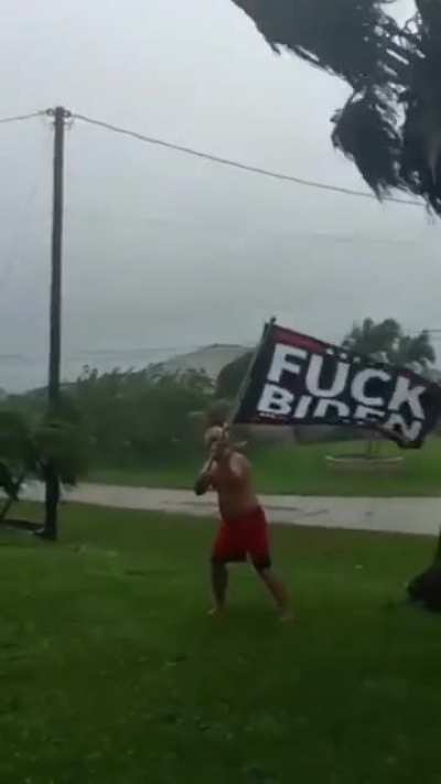 Florida Man does it again.