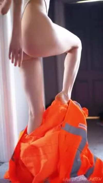 Chell from Portal by littl<wbr>e_emo<wbr>_kitt<wbr>en