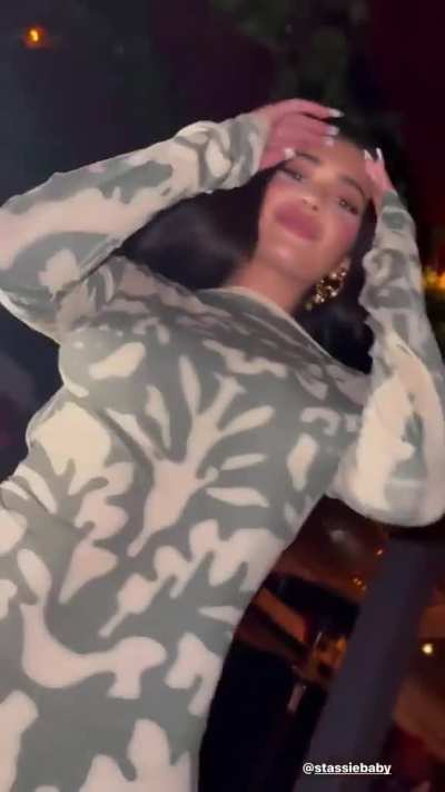 Hottest video in existence