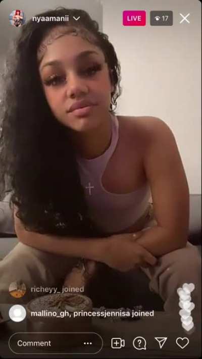 👀