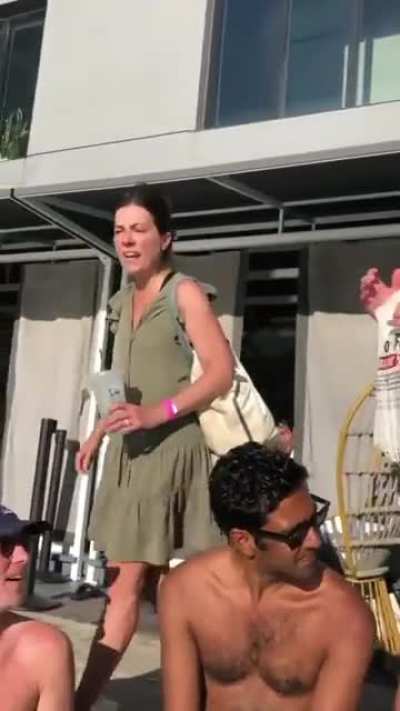 Homophobic woman in Sacramento freaks out because two girls kissed - pretends to care about THE CHILDREN!