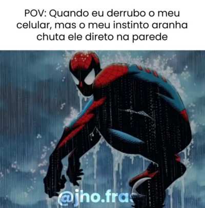 Sonho de qualquer criança é ser o homem aranha