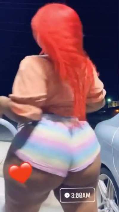 Heygh<wbr>ettob<wbr>arbie 👑😍🍑🔥🔥