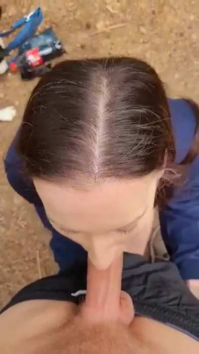 I will suck cock anywhere.
