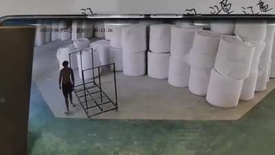Pyro vs Cotton