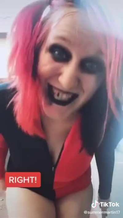 Look at me im so insane and quirky