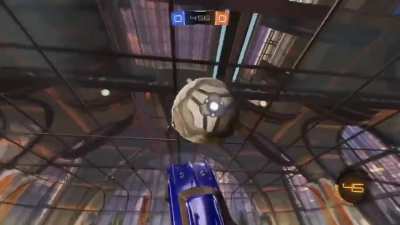 Hi, im vini.Im 14 years old.Im champ 1. This is my first montage, i want to post it on youtube but first i want to see how it goes on reddit