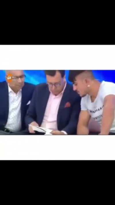 Kgbliler olur gibi