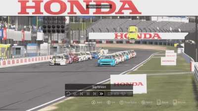 Forza Motorsport - so this is what happens if you try to view a saved replay from multiplayer on Series X
