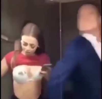 Face vs mirror