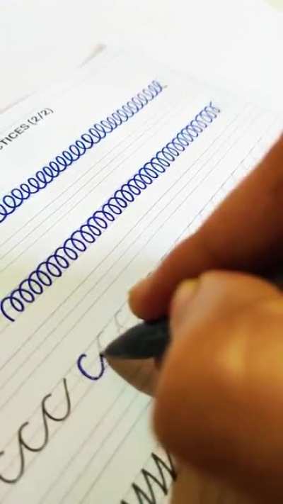 Helps to reduce pain while writing and improve hand movements