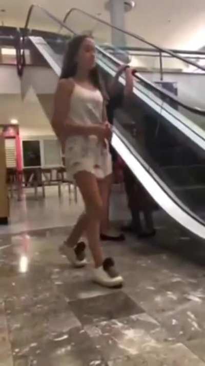 escalator