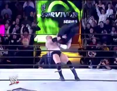 Big Show vs Brock Lesnar - Survivor Series 02