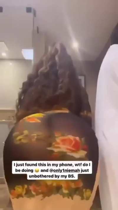 See Thru Ari