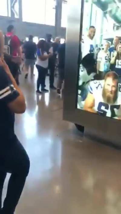 Cowboys let fans 