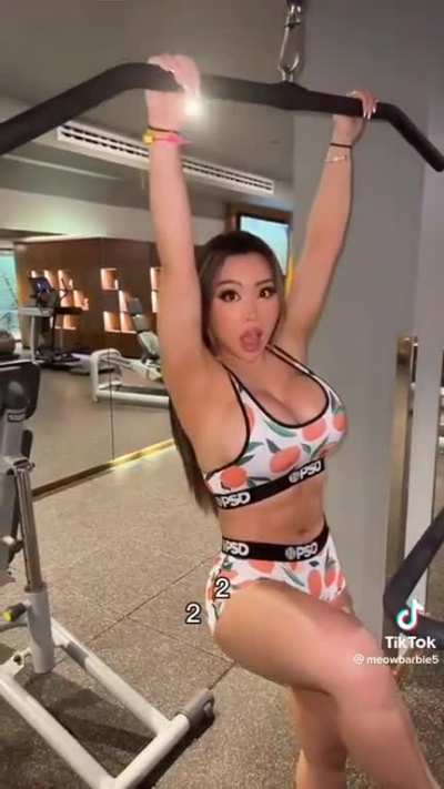 Asian Gym Babe