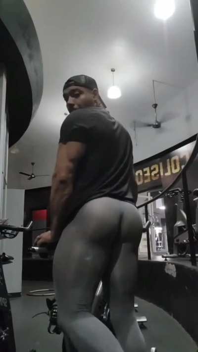 🥴