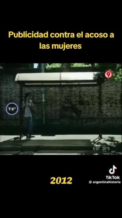 Propaganda contra el acoso callejero (2012)