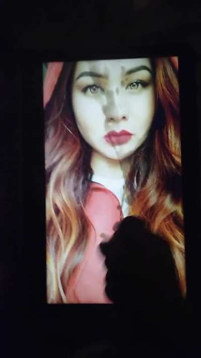 Cumtribute sexy Latina face