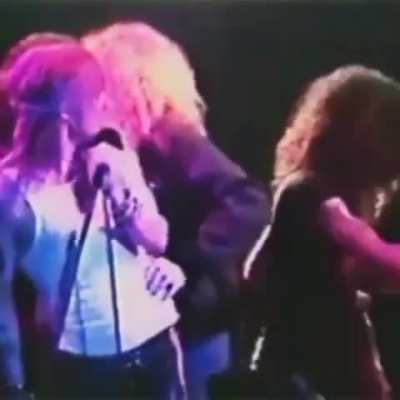 I need to know what Dave Mustaine whispered to Axl