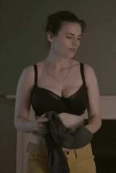 [Hayley Atwell] I heard you wish for your birthday that you wouldn't be a virgin anymore. Well... it's still your birthday for another hour. I know I'm your mother, but as long as you're comfortable with it. Let's make your wish come true ❤