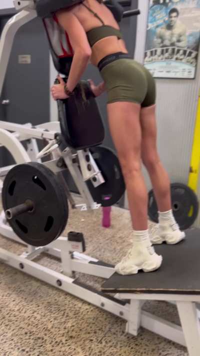 Squat day is the best day! Join me or drop your best tips