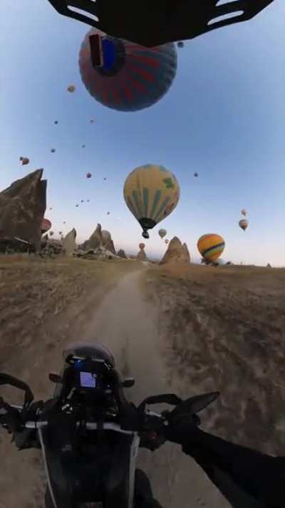 Riding a bike in Kapadokya, Turkey (OC: rally.pov on Instagram)