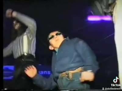 😎