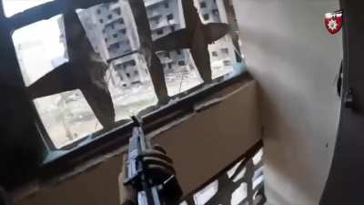 GoPro footage from the Safari Regiment of the Liut Brigade of the National Police of Ukraine shows heavy fighting in the city of Toretsk, Donetsk region. Sept 2024