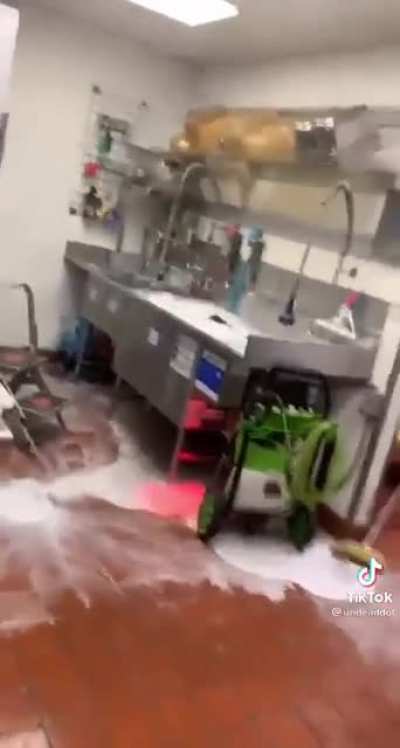 Не играйте в карты на желание!