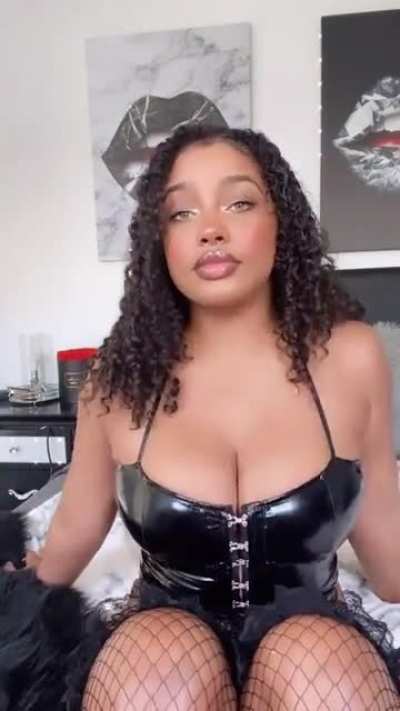 🖤