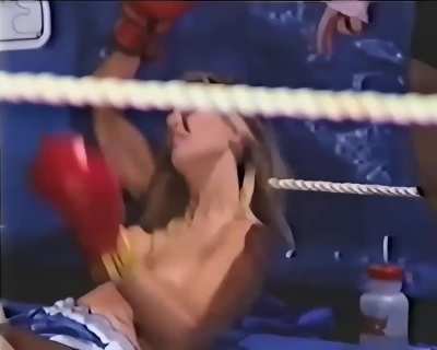 Pam Manning was so adorable in this fight.