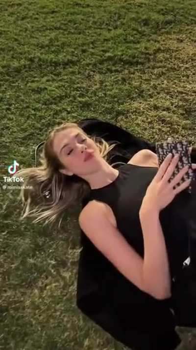 @mimiskate
