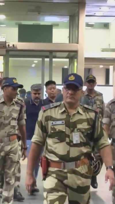 Ms dhoni arrives in Chennai for IPL prep😊
