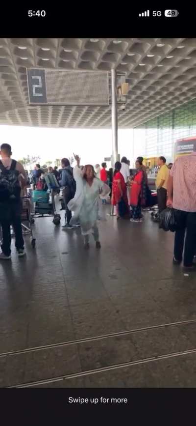 MC at Mumbai Airport