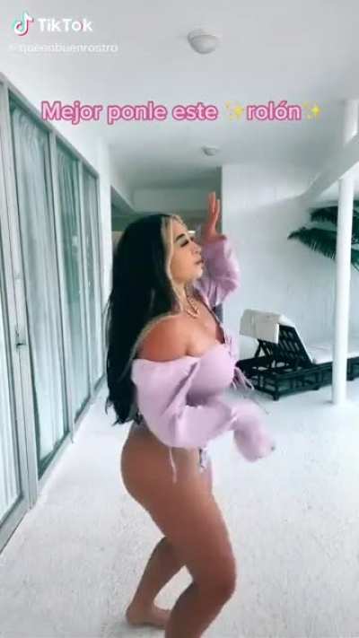 😳
