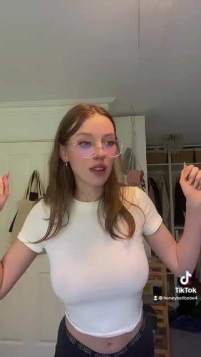 bella_honey_