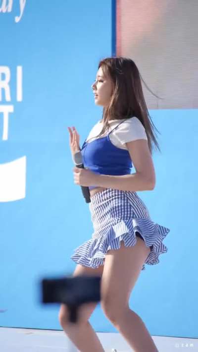 Tzuyu bodywave