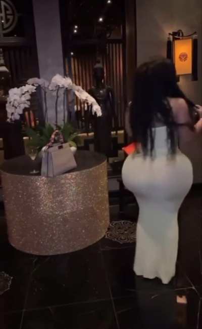 For anyone saying she got a reduction, that ass is still huge and delicious 