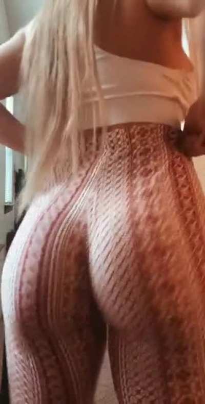 I know it’s not your birthday, but here’s some cake 🎂
