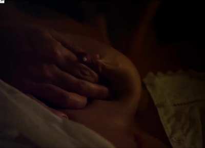 Maggie Gyllenhaal beautiful nipples