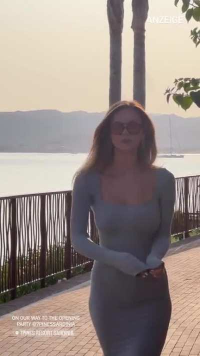 On her way to a opening party - 29 June 2023