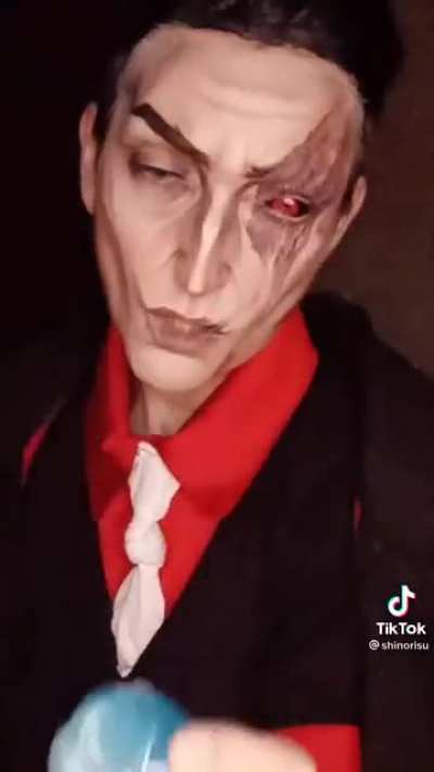 [no spoilers] Wow whe looks like him. Wait.. She does looks exactly like him!!