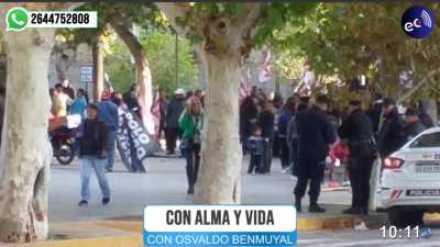[San Juan] Piquetera indignada por radio cuenta que: 