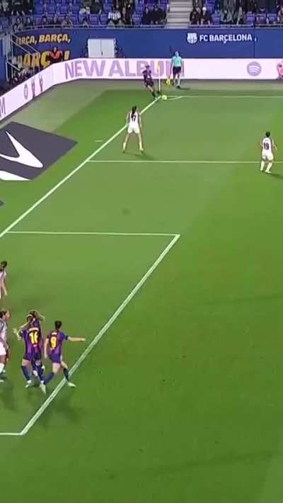 Mapi Leon--Gol olímpico in the 73' for Barça