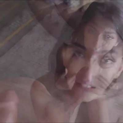 Sexy Cutie Gets Cumsplashed!